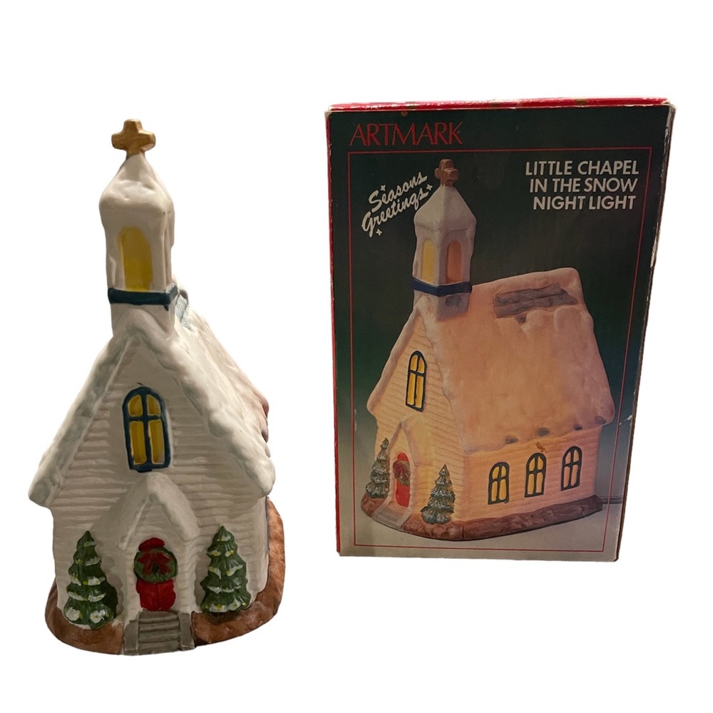 Artmark Vintage Little Chapel In The Snow Nightlight